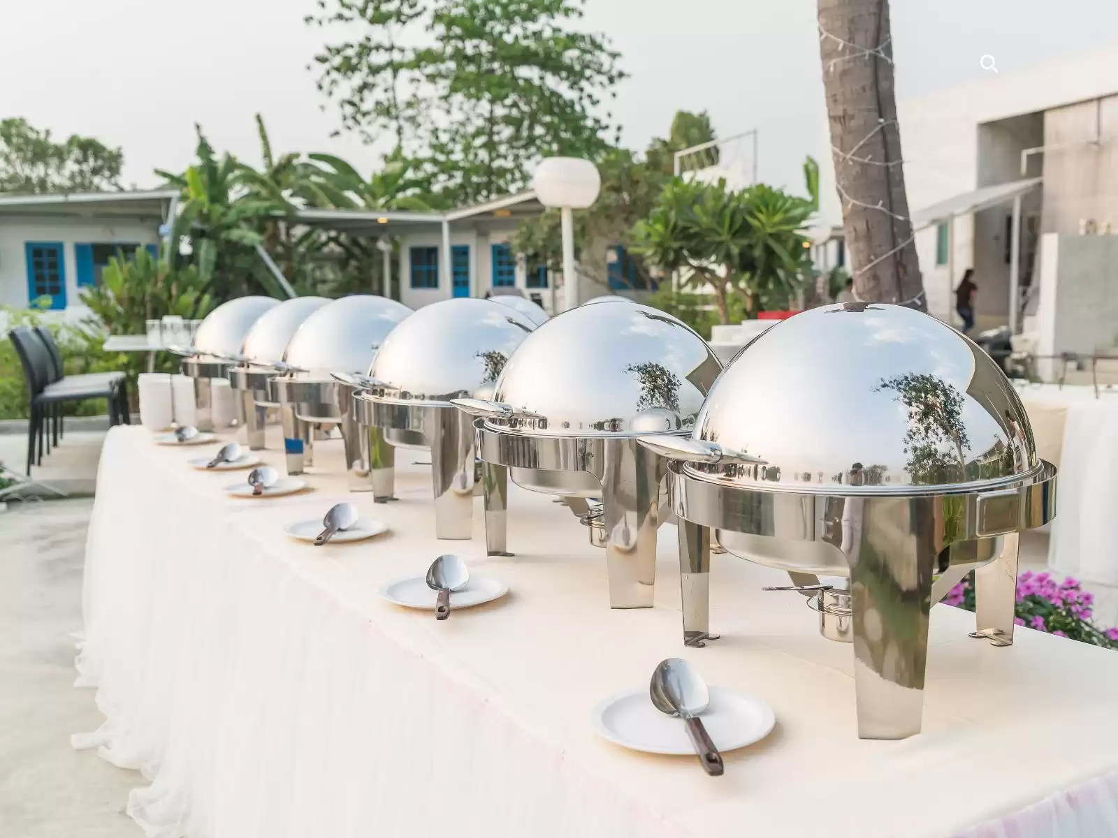 Best Orlando Wedding Caterers – Book Now