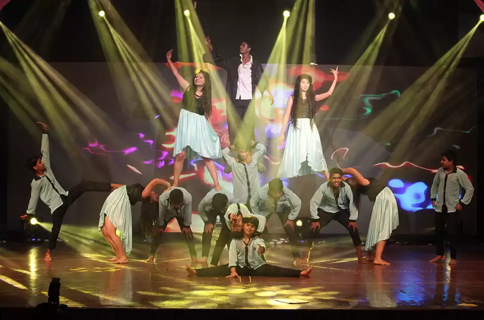 Buskers Dance Institute – The Neighbourhood Dance Academy in Patrakar Colony That Feels Like Home