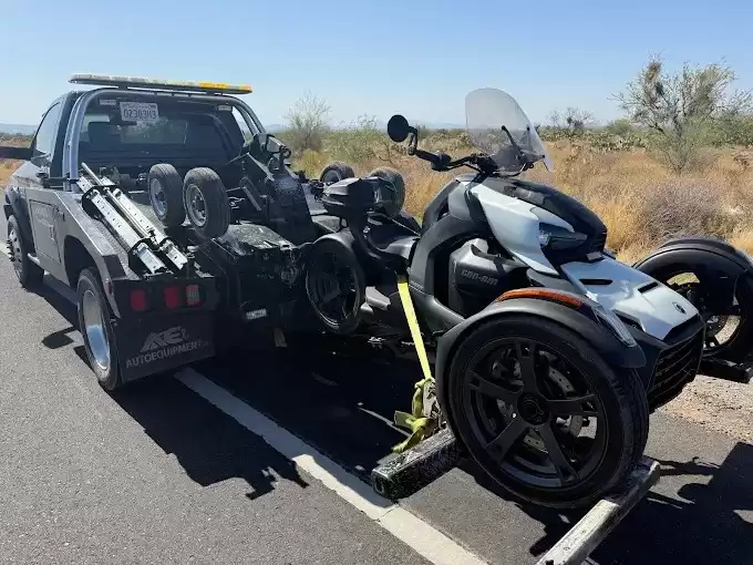 24/7 Towing Service & Roadside Assistance – Fast, Affordable Help