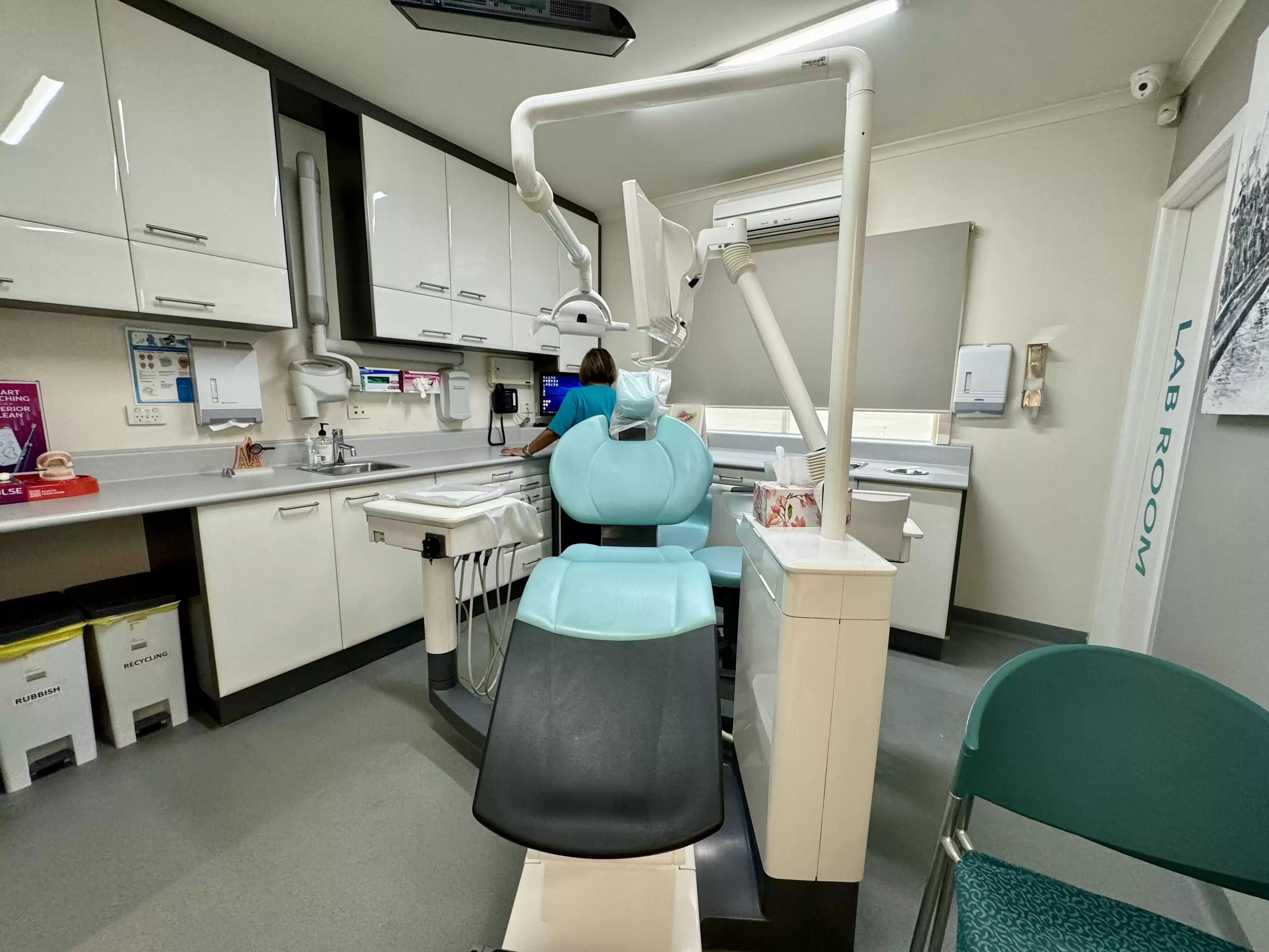 Cosmetic Dentistry Options to Transform Your Smile: What’s Right for You?