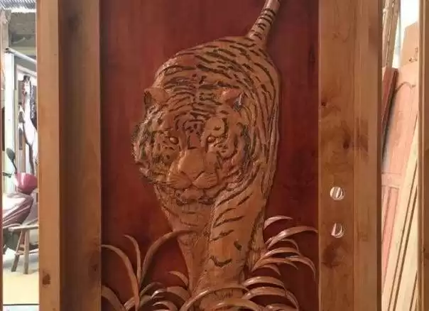 Carved Wood Interior Doors – Custom Handcrafted Designs