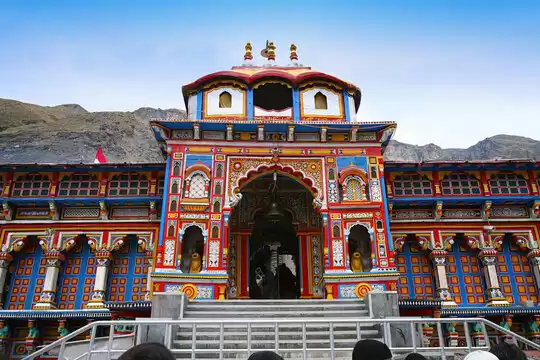 Luxury Badrinath Temple Tour Packages.