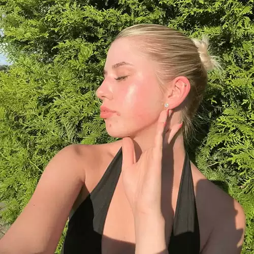 Natural and Organic Beauty Products for Healthy Skin