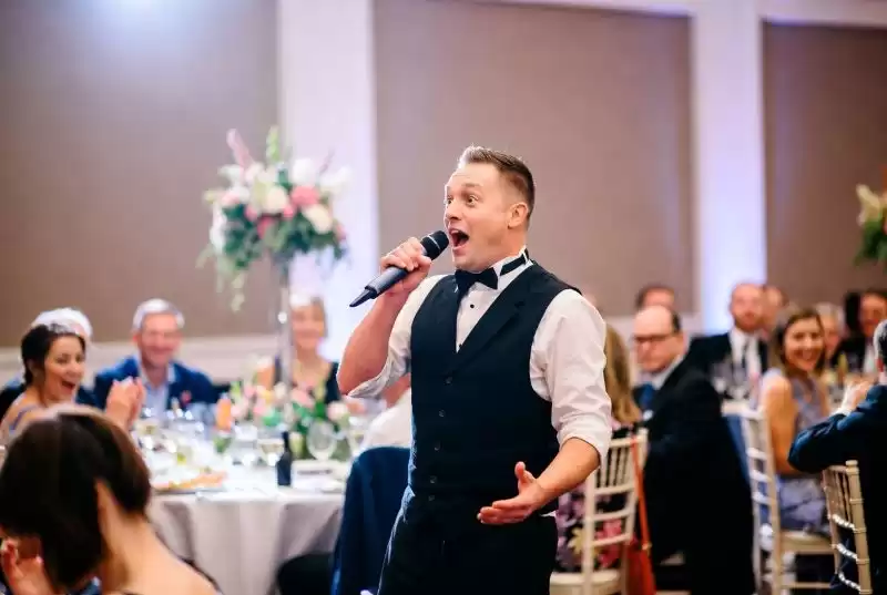 Hire Singing Waiters And Get Surprise Entertainment for Any Event