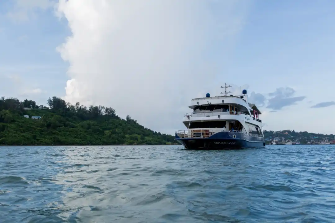 TSG Bella Bay – Best Luxury Dinner Cruise in Andaman | Sunset & Romantic Dining Experience