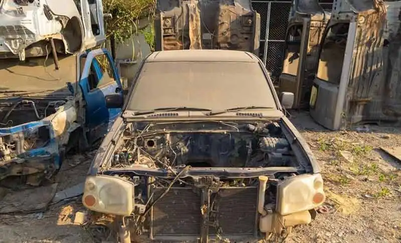 Hire Car Wreckers Near Me for Hassle Free Service