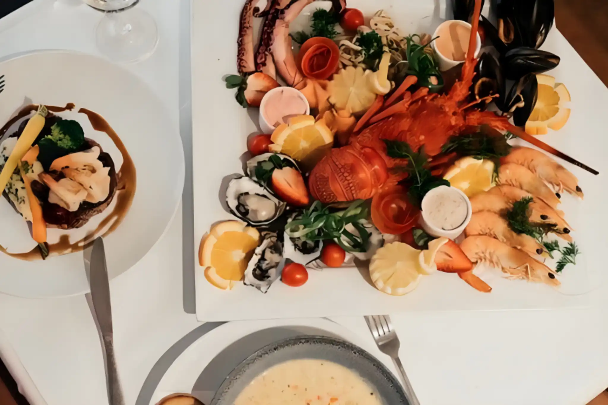 Nearest Seafood Restaurant Near Me | Fresh Dining at Sammys on the Marina