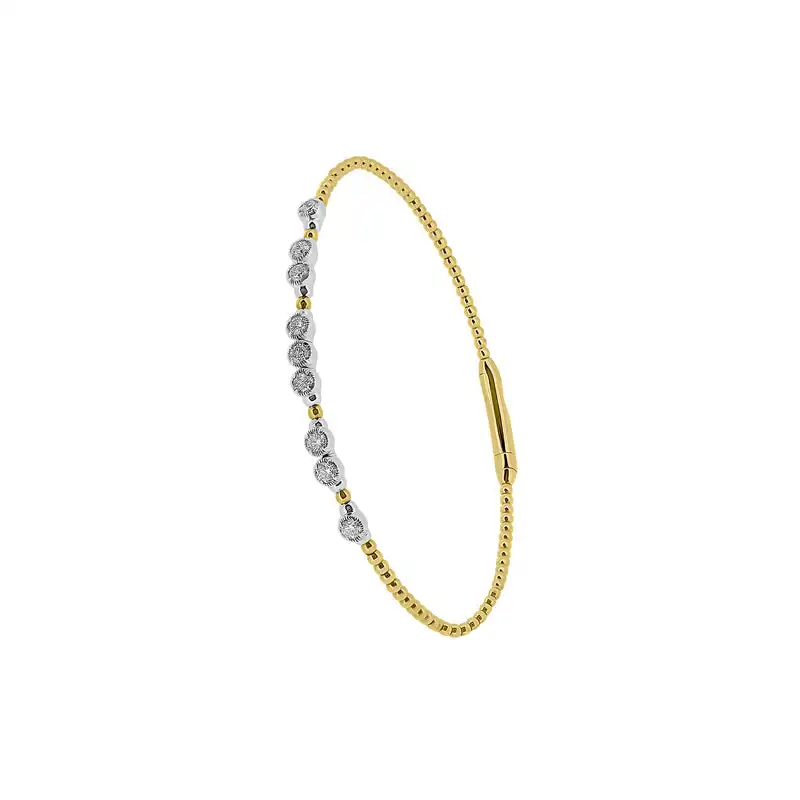 Buy Women Gold Bracelets During the Father’s Day Sale
