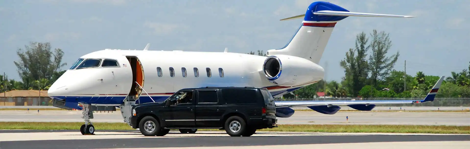 Luxury Travel Solutions for Colorado Journeys Limo Transportation in Denver