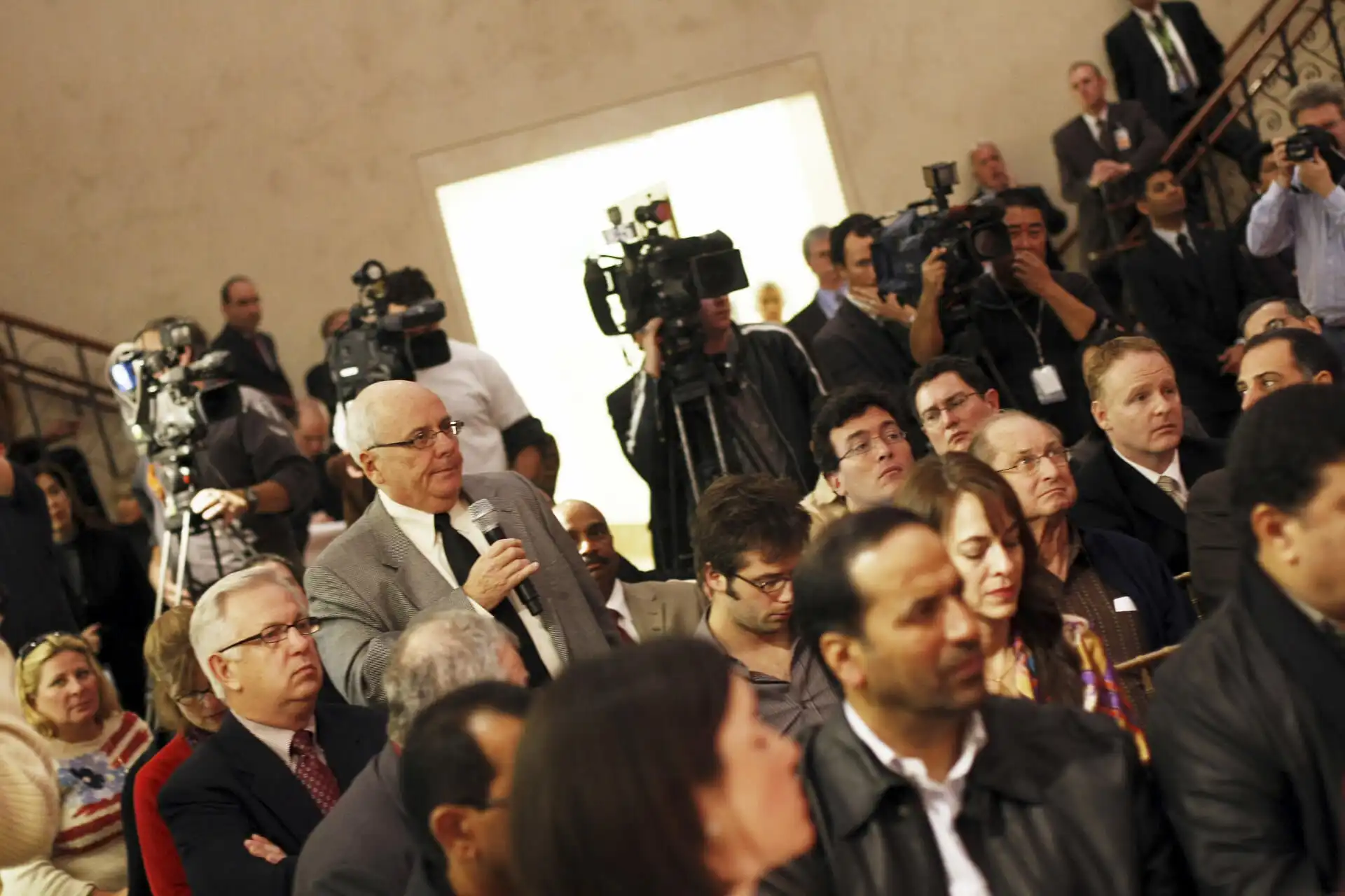 Get Reliable Videographers in San Francisco for Polished Corporate Coverage