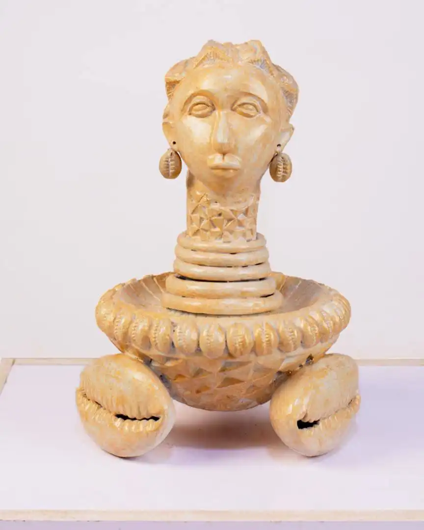 AJE (Goddess of Wealth)
