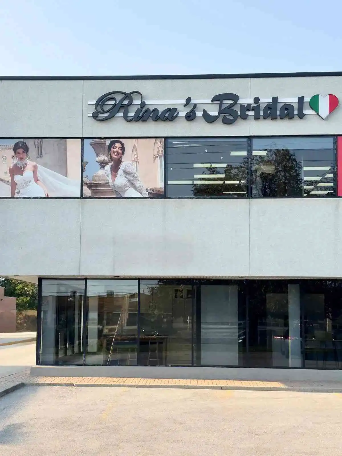 Discover Unmatched Elegance at the Best Bridal Store in Toronto