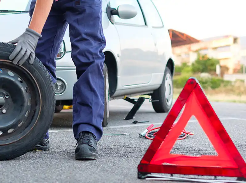 Fast Help When You Need Emergency Roadside Assistance Near Me