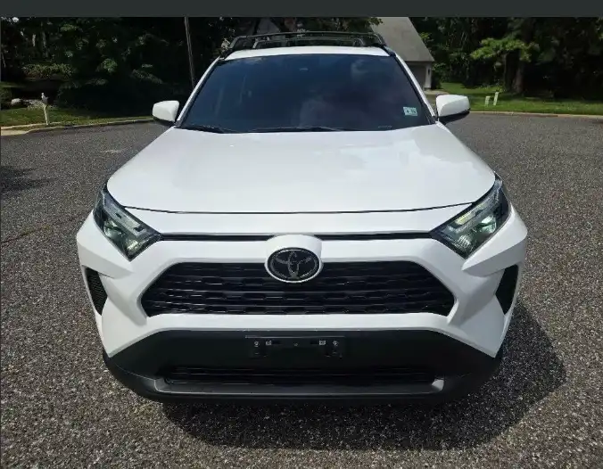 Toyota RAV4 XLE 2025 Low Kilometer