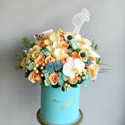 Buy Gender Reveal Floral Box Arrangement for Columbus Day 2026 Celebrations